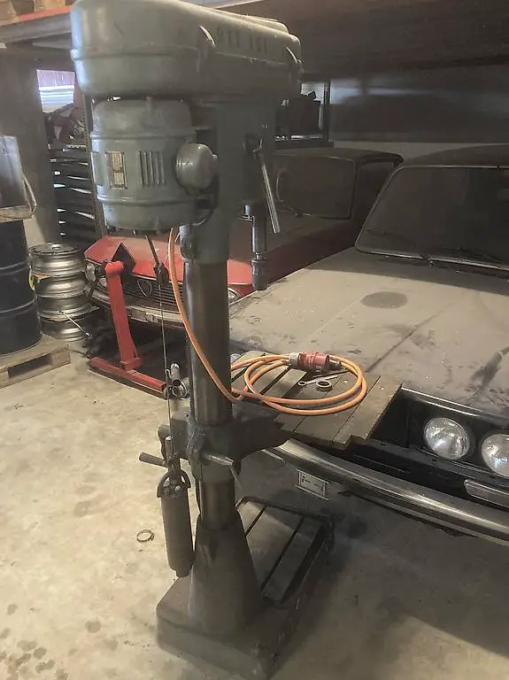 Ständerbohrmaschine