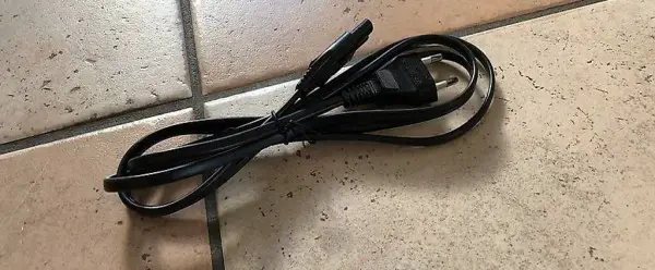 Universal Kabel für Radio Kasettengerät usw.
