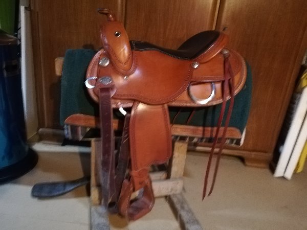 Westernsattel mit einstellbaren Sattelbaum