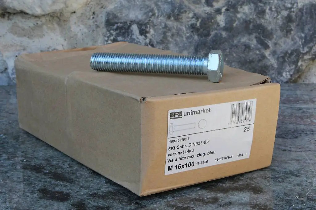 25 Stk. M16 x 100mm Sechskantschrauben Vollgewinde, neu