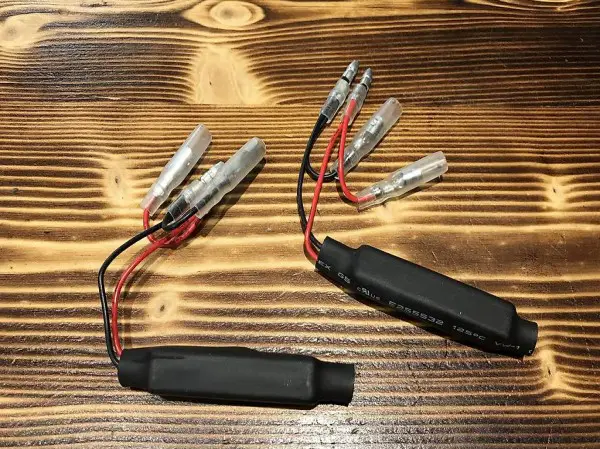  Rizoma Adapterkabel paar mit Wiederstand