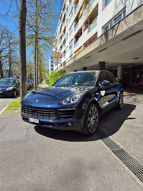Porsche Macan PDK
