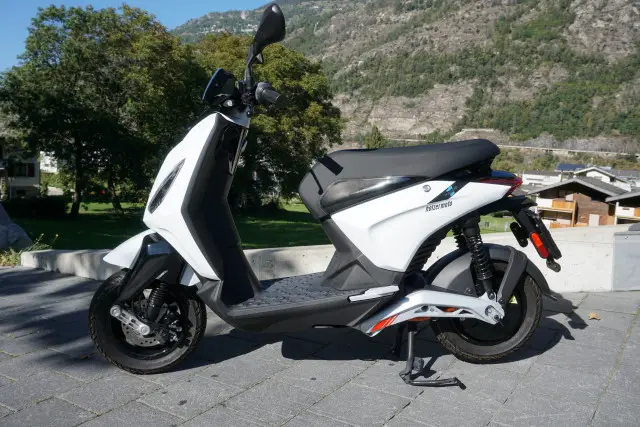 piaggio 1 active