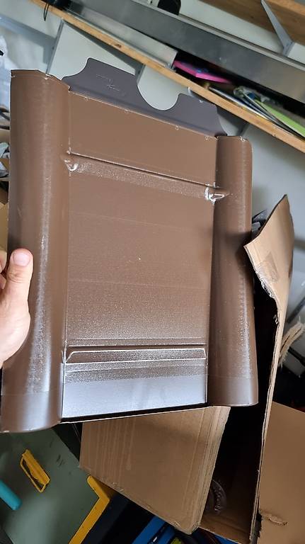 Marzari Metalldachplatte Typ Beton braun für PVA Dachhacken