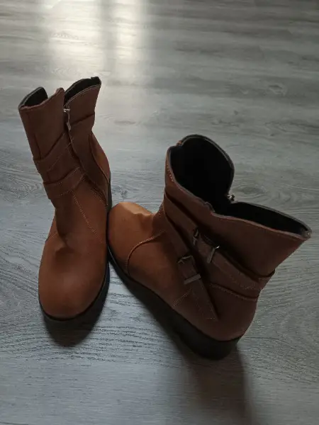 Stiefel 40 neu
