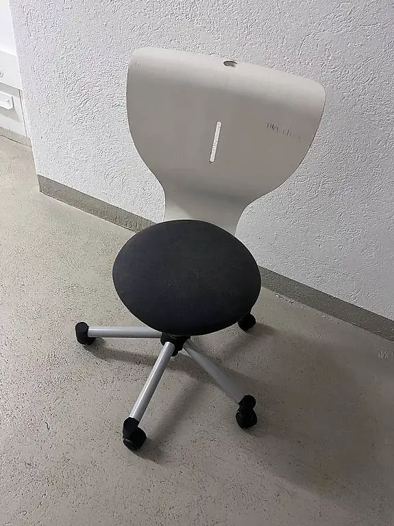 Schreibtischstuhl