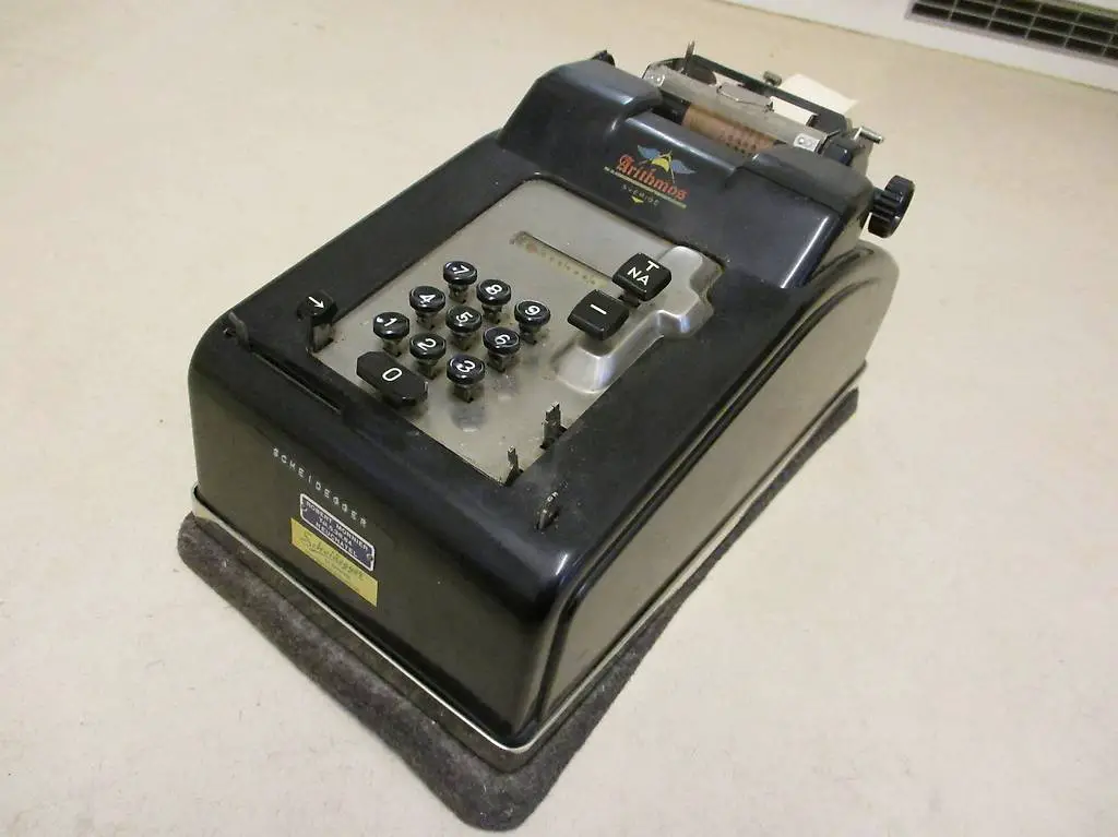 Rechenmaschine Kasse Arithmos 490E Sverige - Rarität Deko