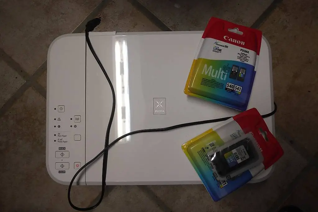 Canon Pixma Drucker inkl. Ersatzpatronen