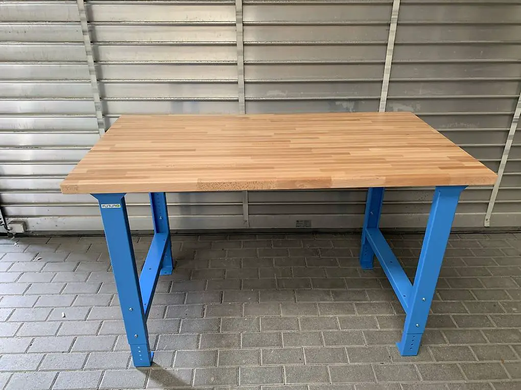 Werkbank 150 x 80 x 4 cm mit Buchenplatte