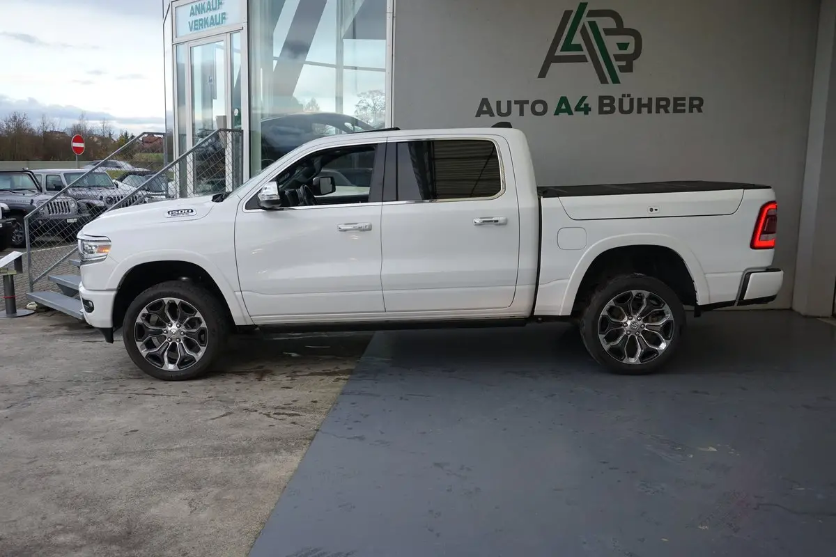 DODGE Ram Limited 5,7i V8 Hemi 4WD 396PS CrewCab mit RAM-BOX und L