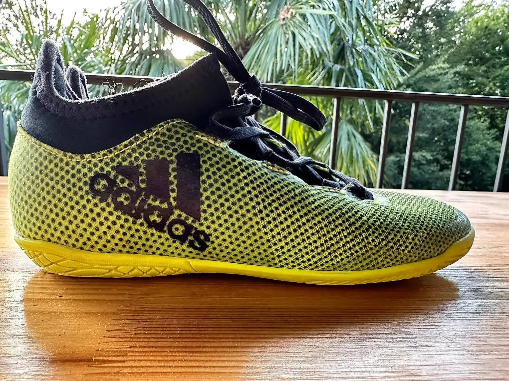 Scarpe indoor adidas 34