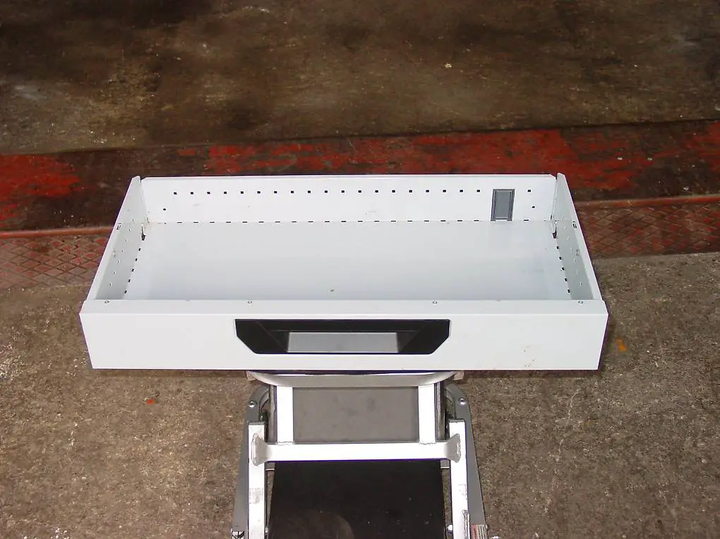 Sortimo Schublade zu Auto Gestell