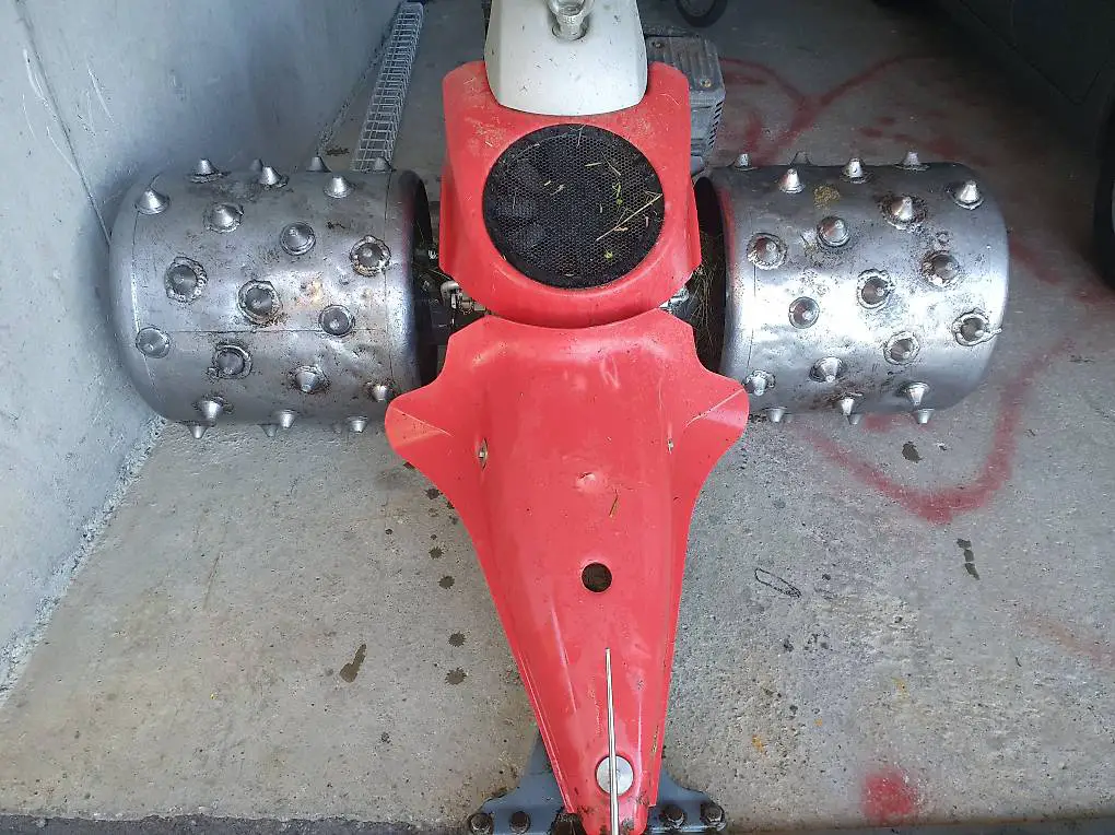 Stachelwalzen zu Aebi CC56 Motormäher