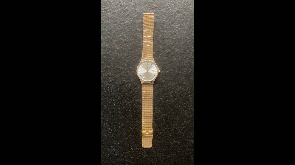 Quartz Uhr, mit Datum, neu, original verpackt