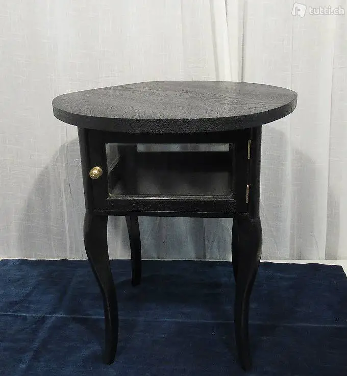  Kleiner Tisch mit Vitrinenteil