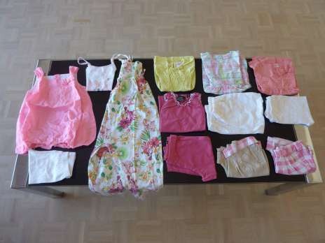 Lot d"habits d"été, taille 2 ans