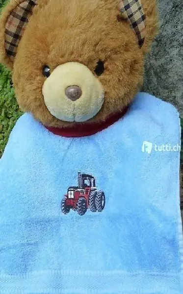 Lätzli bestickt, Traktor