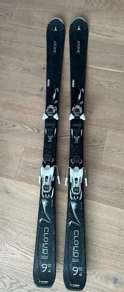 Atomic Cloud 9 Carving Ski 156cm Länge Skier