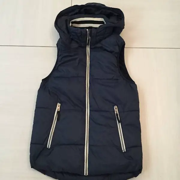 Piumino senza maniche misura 170