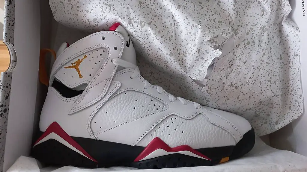 Nike Air Jordan 7 Cardinal Grösse 40