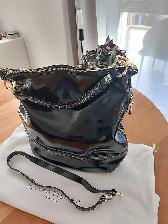 Lackleder Neue Handtasche von Plinio Visona