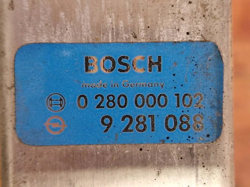 boitier moteur Opel 19E CIH