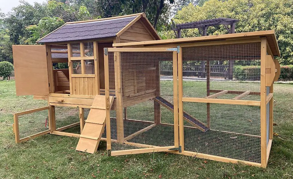 ISOLIERTER Hühnerstall Wachteln Zwerghühner Hasen Meerschw.