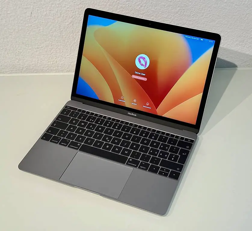 Apple Macbook 12 1.4GHz i7 16GB 512GB