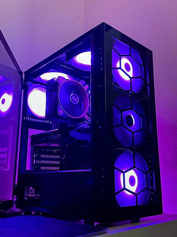 Gaming PC | RTX 4060 | Core i7 4.3ghz | 1tb ssd