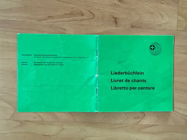 25 Liederbüchlein mit 158 Lagerliedern