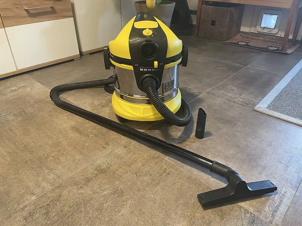 Nass- und Trockensauger DGM 1000