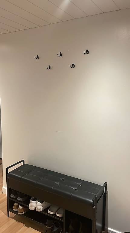 Schuhbank inkl. Kleiderhaken