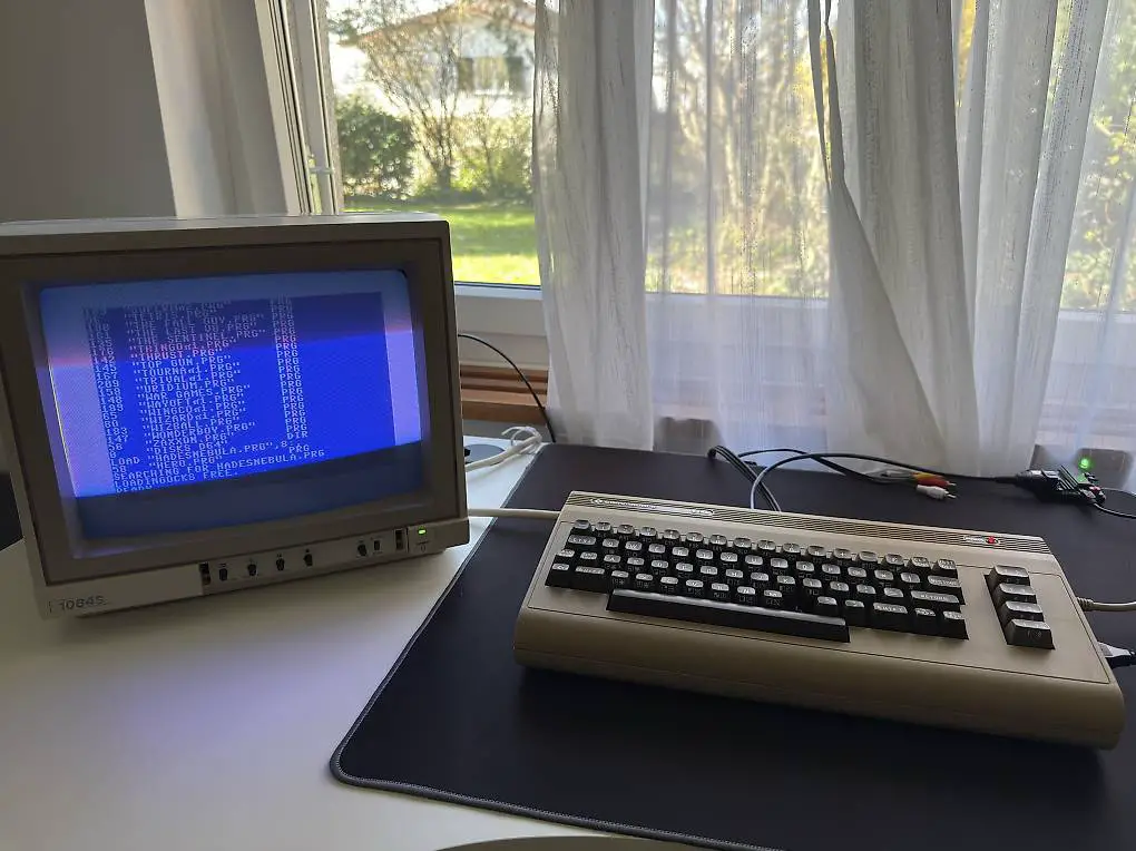 Commodore C64 mit Floppy 1541