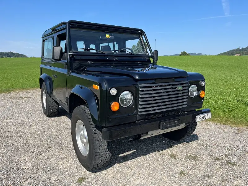land rover defender 90 v8 4.0 automat