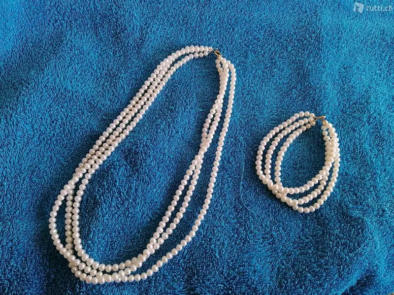 Perlenkette und Perlenarmband Set