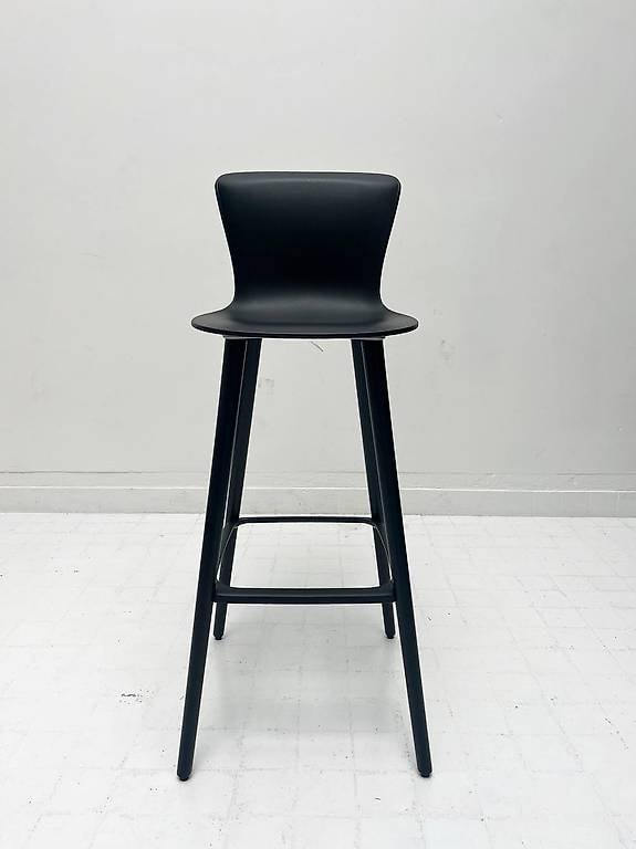 Moderne Barhocker in schwarz inkl. Bezug von Sedus