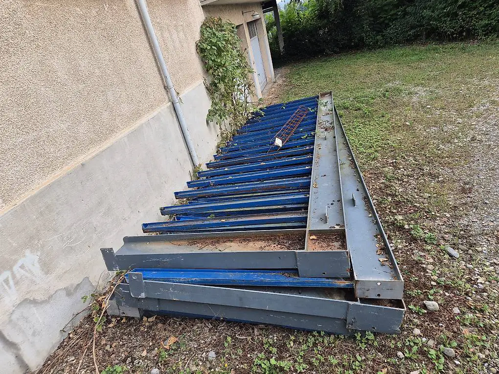 Kragarmregal für Bleche Massiv