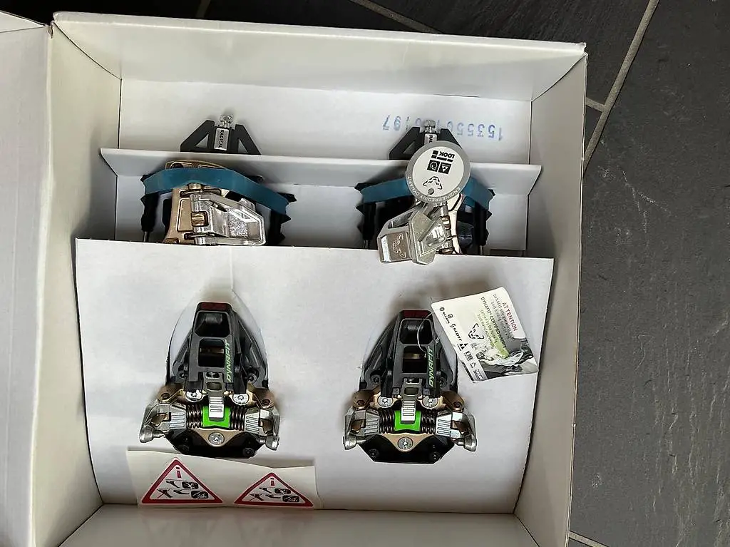 Touren Ski Bindung NEU