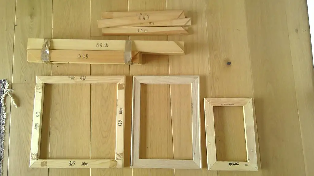 Holzrahmen; Bilderrahmen