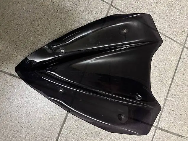 vari pezzi per yamaha xmax