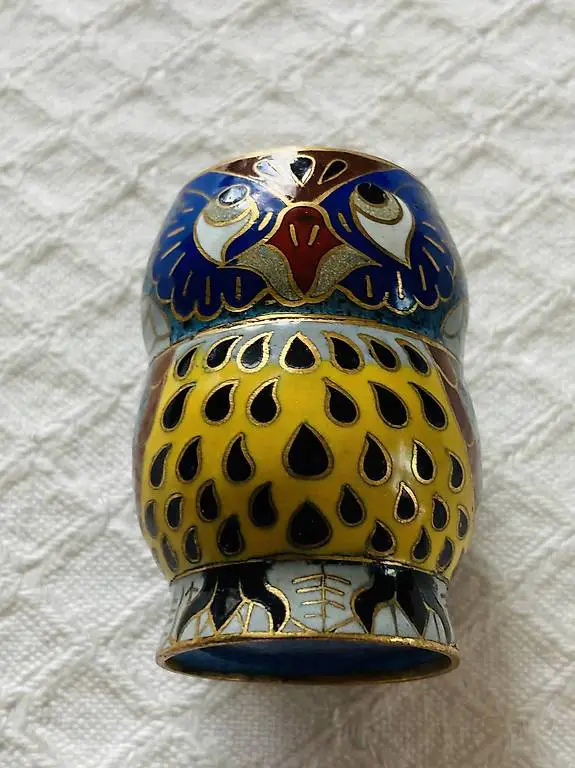 Eule mit Emaillebemalung
