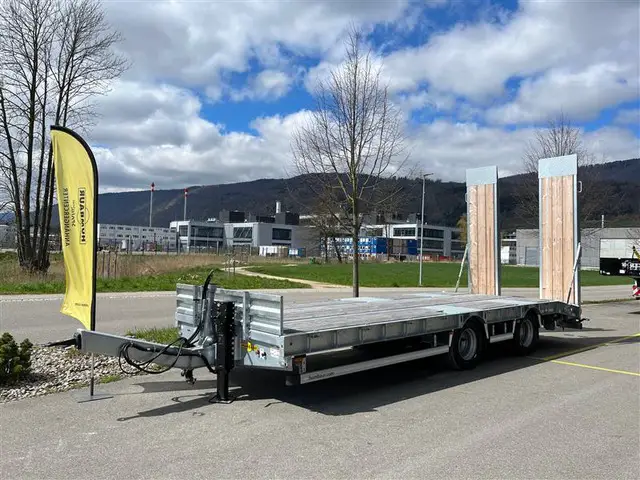 HUMBAUR, HBTZ 217224 BS, Baumaschinenanhänger