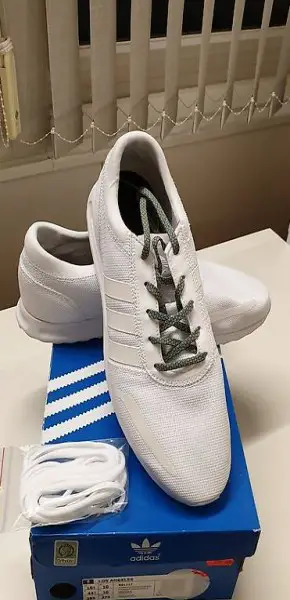 Neue Adidas