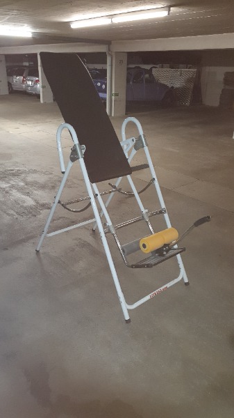 Bank kippbar für Rückendehnung