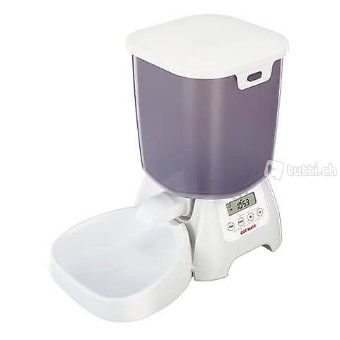  Mangiatoia automatica usata solo 1 meseCome nuova.