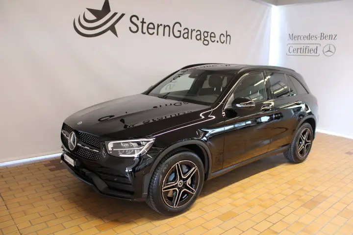 mercedes-benz glc 200 4matic night star amg line