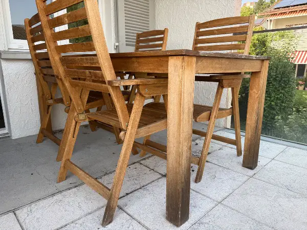 Oecoplan Gartentisch & 4 Klappsessel aus Akazienholz, gebraucht