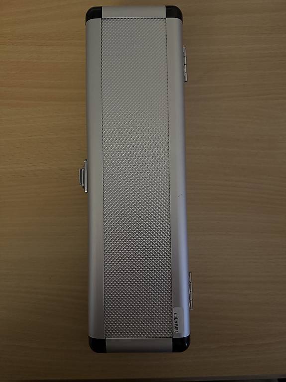 Pistolenreinigungsset mit Aluminiumbehälter