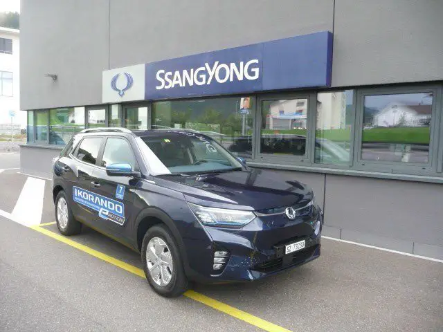 SSANG YONG Korando eMotion Titanium