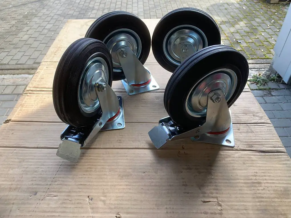 Lenkrollen mit Vollgummireifen 200 /50- 100